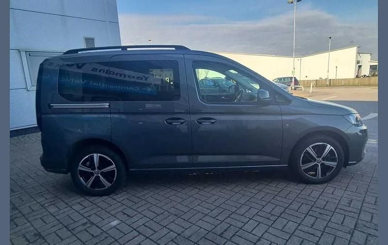 Used VW Caddy Life 120 HP (88 kW) 2024 Grey MPV