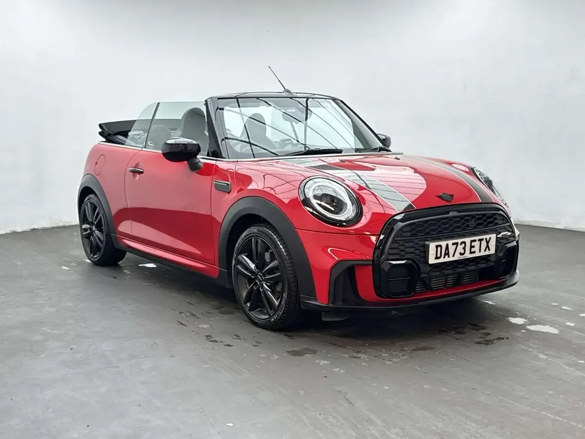 Used Mini Cooper Cabriolet Sport 134 HP (98 kW) 2023 Red Cabriolet