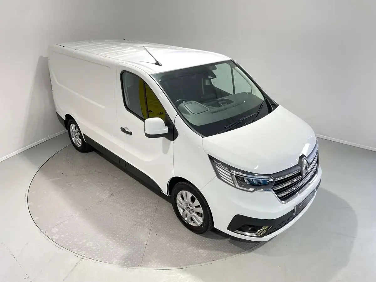 Used Renault Trafic 2023 White