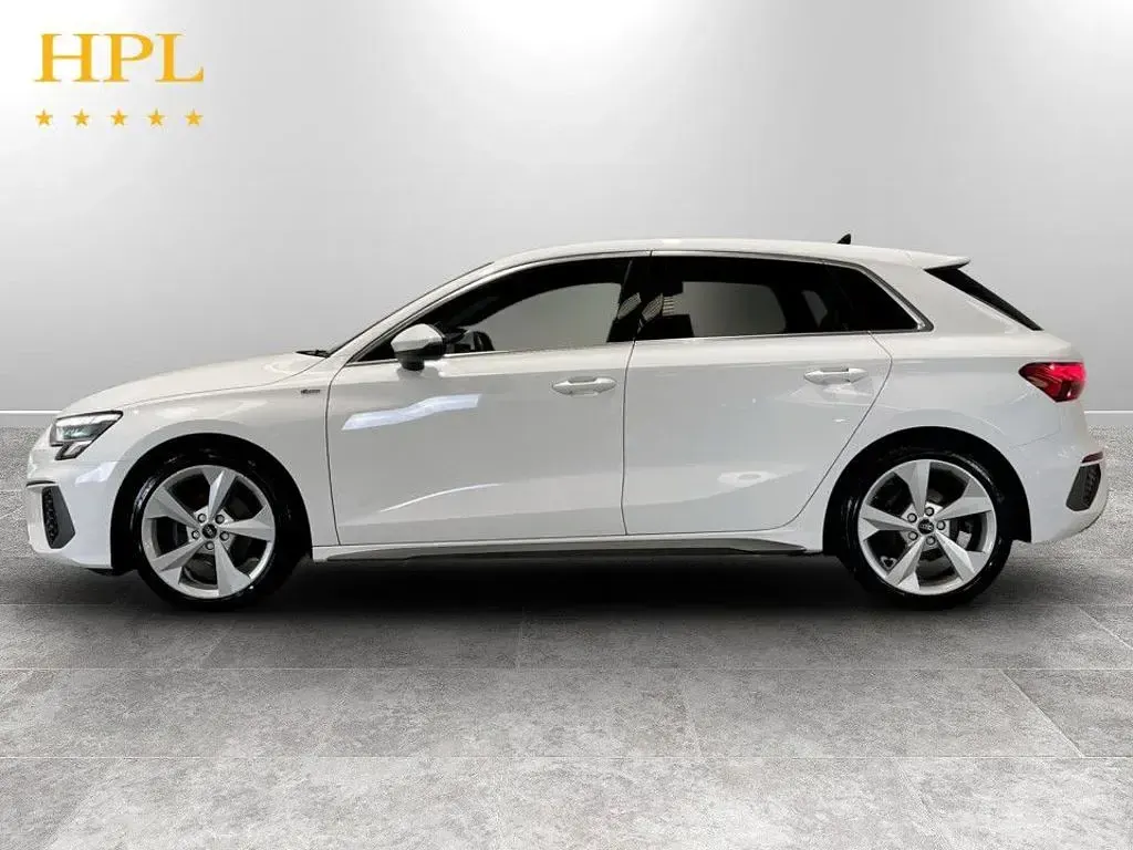 Used Audi A3 Sportback S-Line 110 HP (80 kW) 2021 White Hatchback