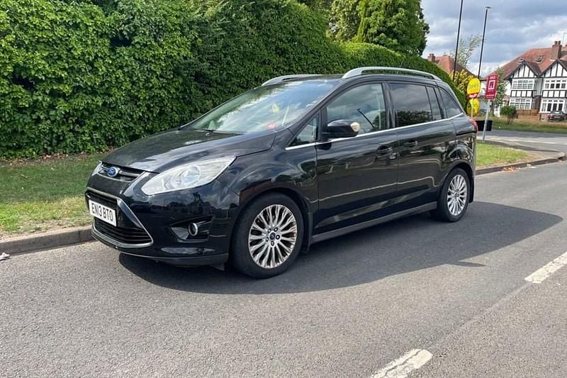 Black Used 2013 Ford Grand C-Max Titanium MPV | £3,250 (Good price) - Image 1/1