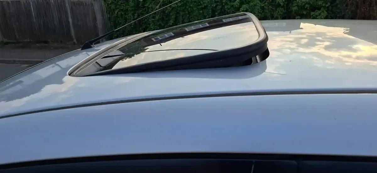 Second-hand Honda Jazz SE 82 CP (60 kW) 2004 Argintiu Hatchback