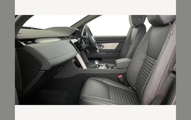 New Land Rover Discovery Sport SE Dynamic 200 HP (147 kW) 2025 Black SUV