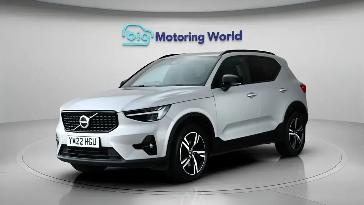 Used Volvo XC40 Plus 2022 Silver SUV