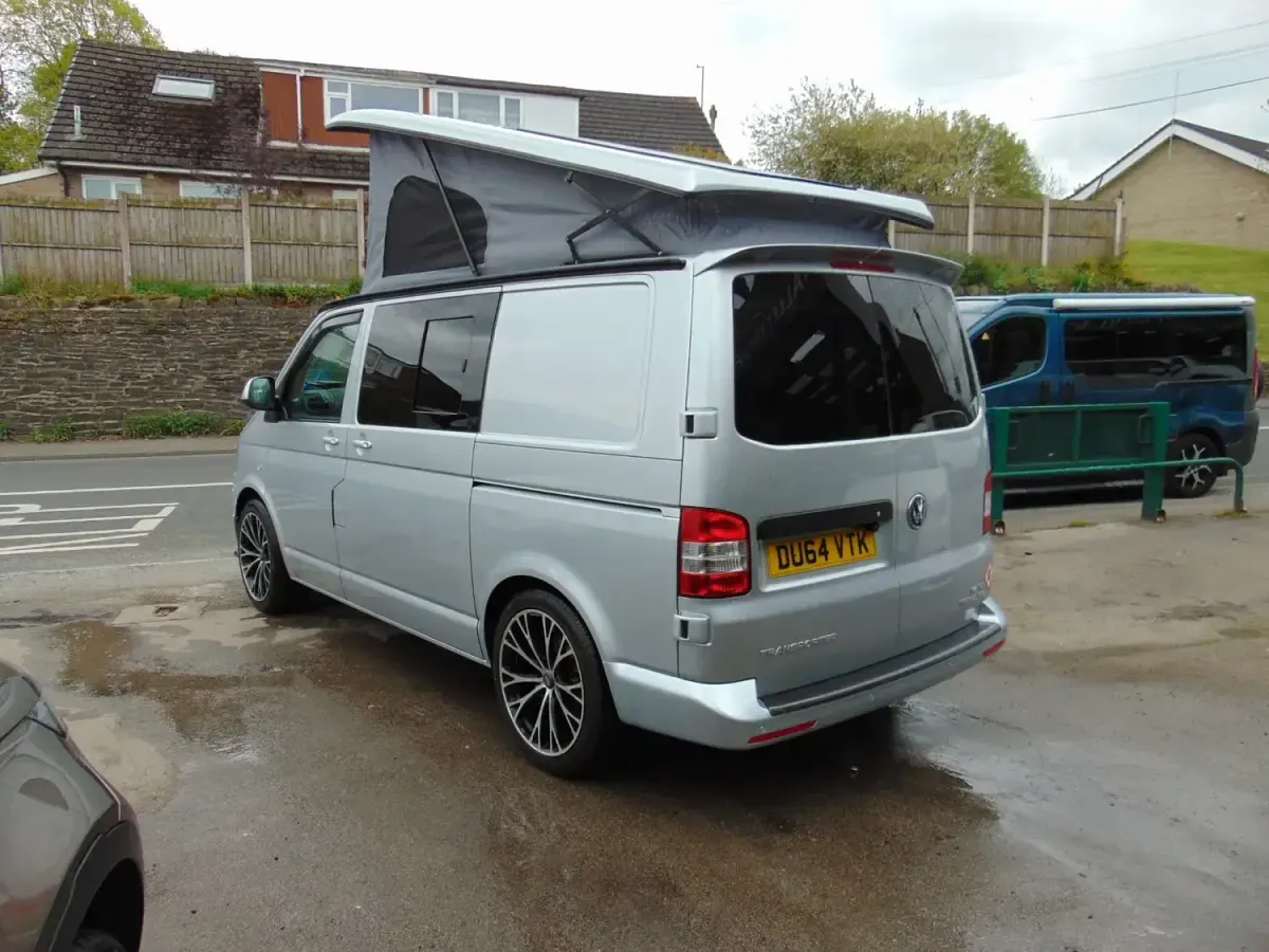Second-hand VW Transporter Trendline 102 CP (75 kW) 2014 Argintiu Van