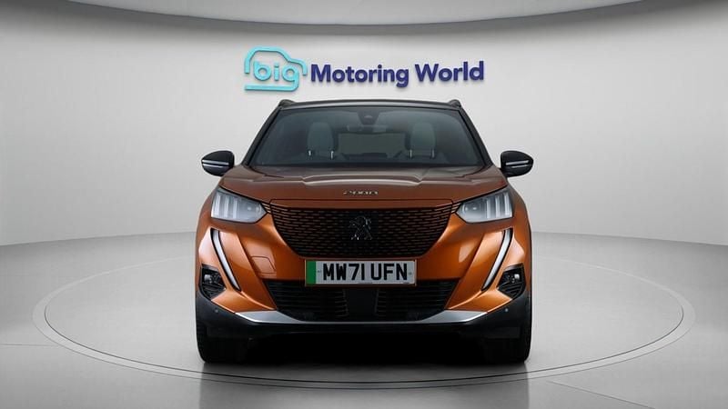 Used Peugeot e-2008 Premium 98 kW (134 HP) 2022 Orange SUV