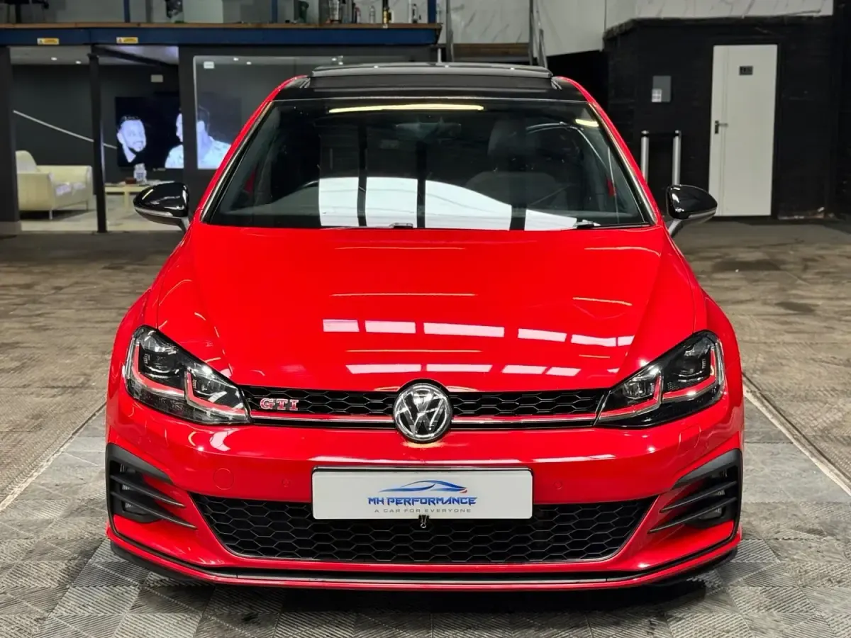 Używany VW Golf VII GTI 2017 Czerwony Hatchback