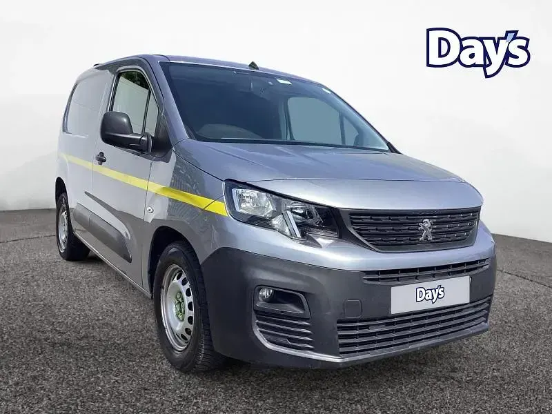 Used Peugeot Partner S 131 HP (96 kW) 2020 Grey MPV
