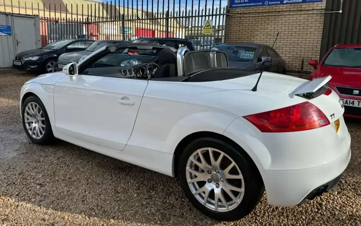 Used Audi TT Performance 160 HP (117 kW) 2011 White Coupe