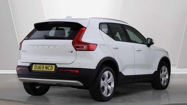 Used Volvo XC40 Momentum 190 HP (139 kW) 2020 SUV