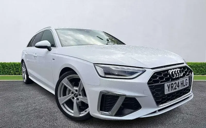 Used Audi A4 S-Line 204 HP (150 kW) 2024 Estate