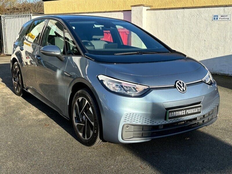 Blue Used 2022 VW ID.3 Pure Hatchback | £13,999 (Fair price) - Image 1/3