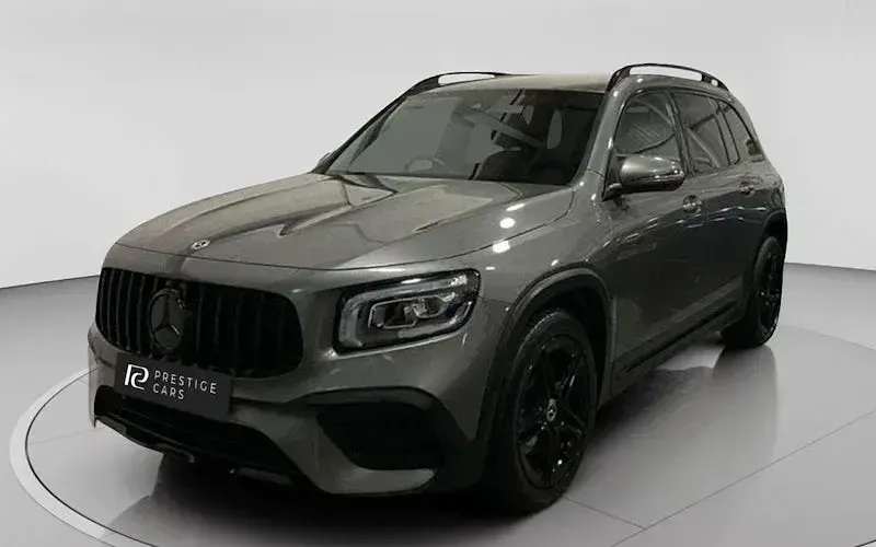 Begagnad Mercedes GLB200 Executive 163 HK (119 kW) 2022 Grå SUV