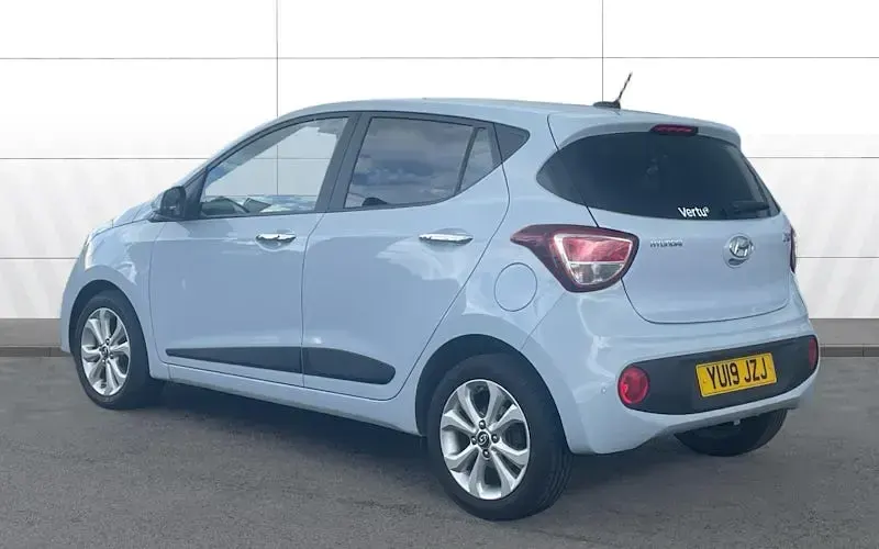 Usado Hyundai i10 Premium SE 88 HP (64 kW) 2019 Cinzento Citadino