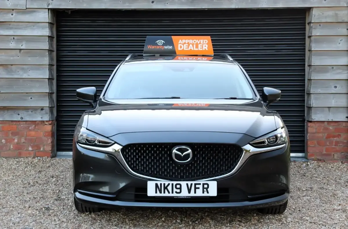 Usado Mazda 6 145 HP (106 kW) 2019 Cinzento Carrinha
