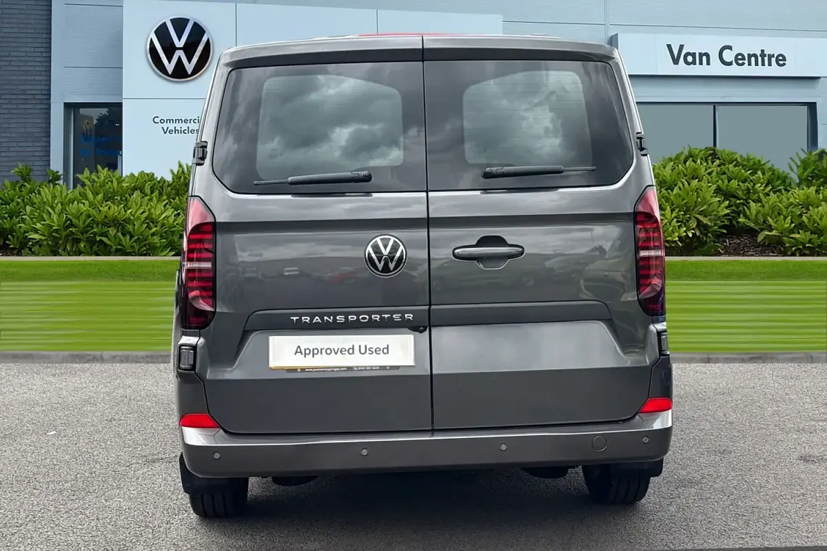 Used VW T7 Pro 150 HP (110 kW) 2025 Grey Van