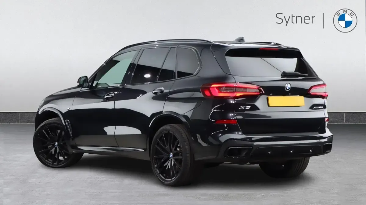 Used BMW X5 M Sport 335 HP (246 kW) 2021 Black SUV