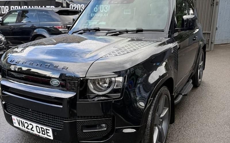 Used Land Rover Defender 525 HP (386 kW) 2024 SUV