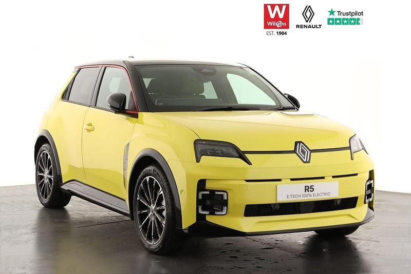New 2025 Renault R5 Iconic Hatchback | £26,994 (Fair price) - Image 1/1