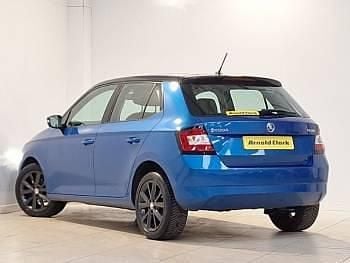 Used Skoda Fabia Colour Edition 95 HP (69 kW) 2017 Blue Hatchback
