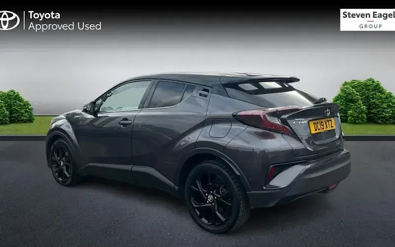 Used Toyota C-HR 122 HP (89 kW) 2019 Grey SUV