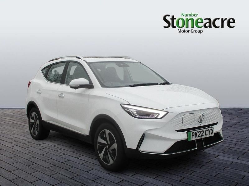 White Used 2022 MG ZS Trophy Hatchback | £13,450 (Good price) - Image 1/4