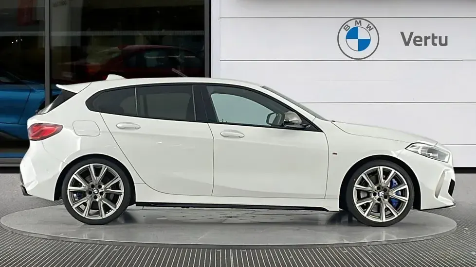 Used BMW M135 Comfort Edition 306 HP (225 kW) 2022 White Hatchback