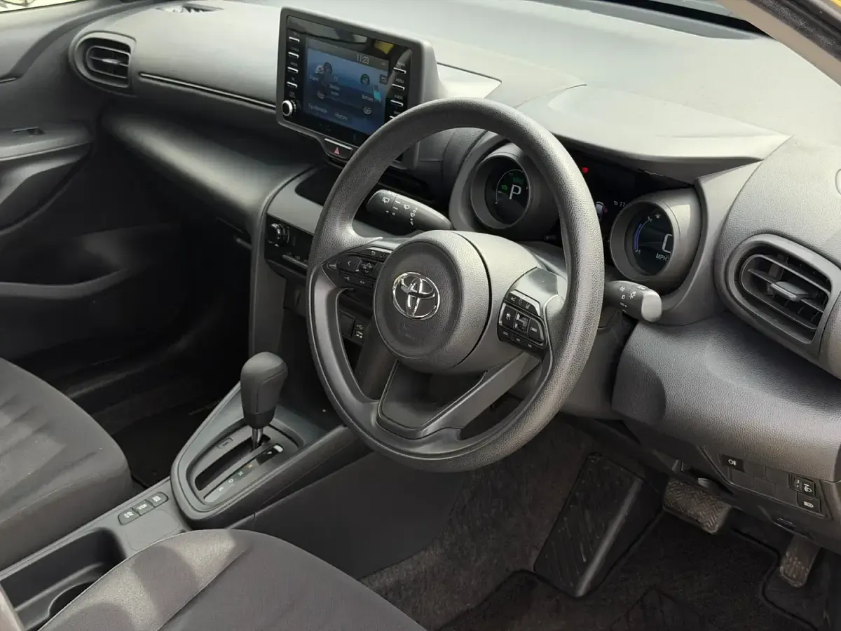 Used Toyota Yaris Cross 2022 Gold SUV