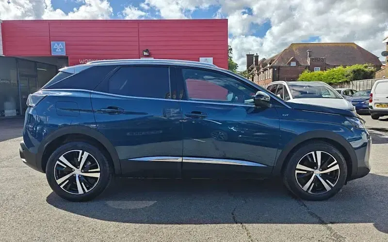 Used Peugeot 3008 GTi 131 HP (96 kW) 2022 Blue SUV
