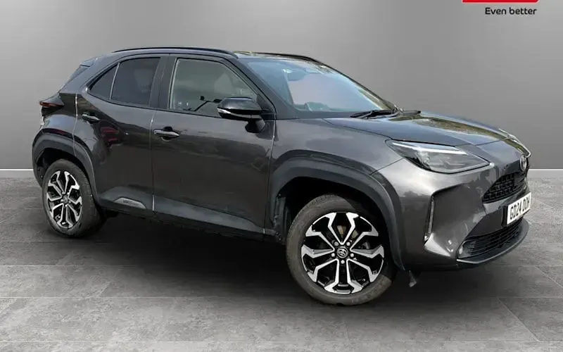 Used Toyota Yaris Cross Design 116 HP (85 kW) 2024 SUV