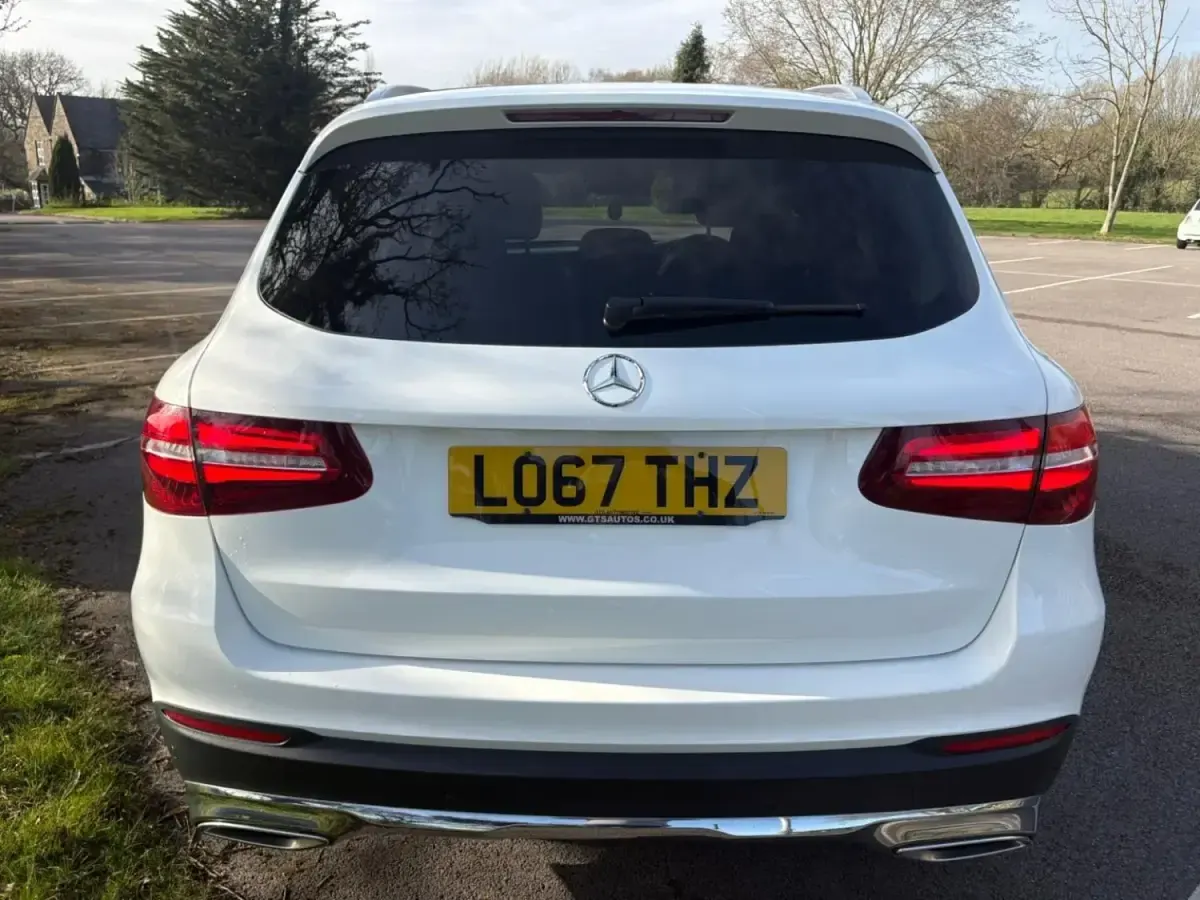 Begagnad Mercedes GLC220 2018 Vit SUV