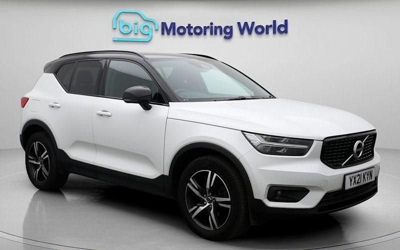 Used 2022 Volvo XC40 R-Design SUV | £23,300 (Fair price) - Image 1/4