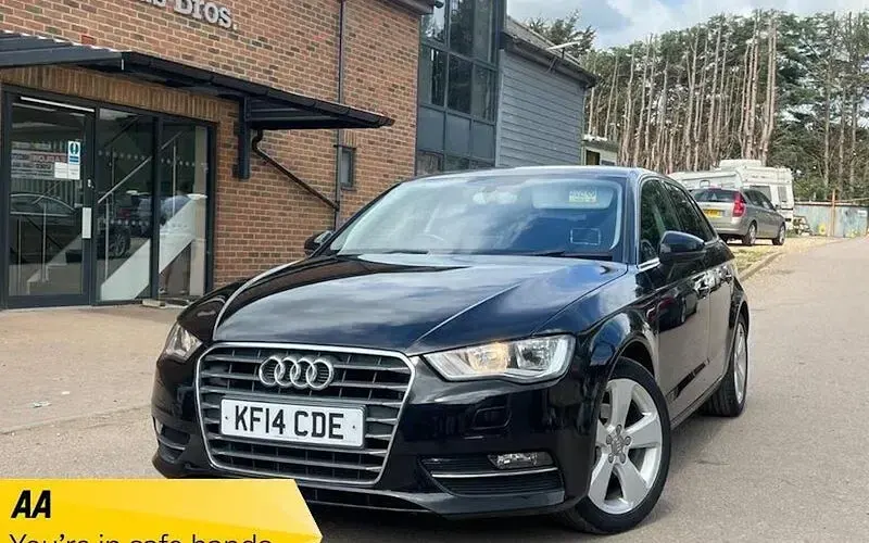 Begagnad Audi A3 Sportback Sport 110 HK (80 kW) 2015 Halvkombi