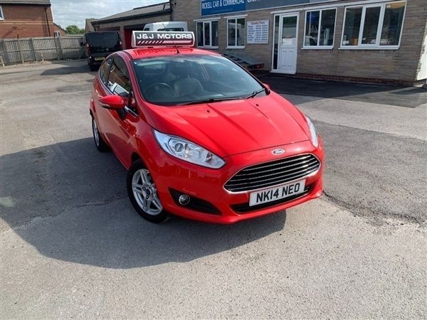 Red Used 2014 Ford Fiesta Zetec Hatchback | £4,495 (Good price) - Image 1/1