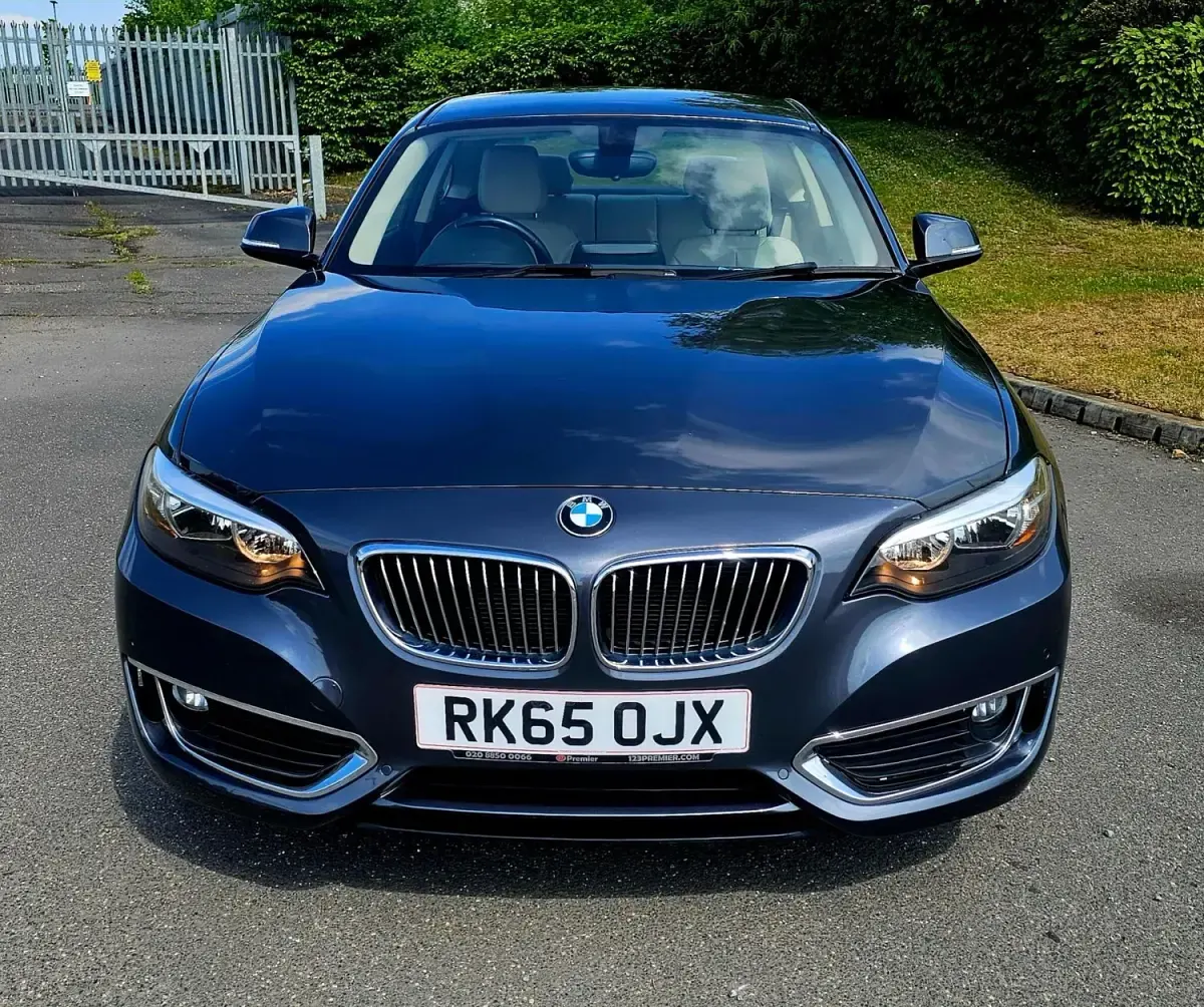 Begagnad BMW 218 Luxury Line 2015 Grå Sportkupé