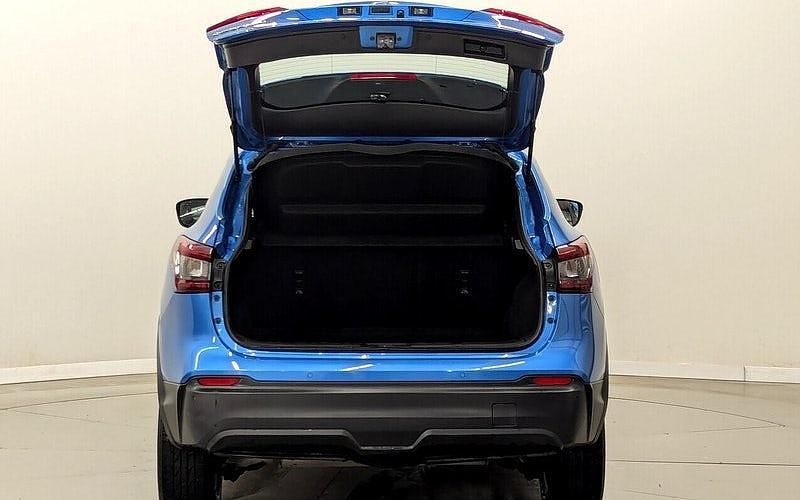 Used Nissan Qashqai Acenta Premium 140 HP (102 kW) 2020 Blue SUV