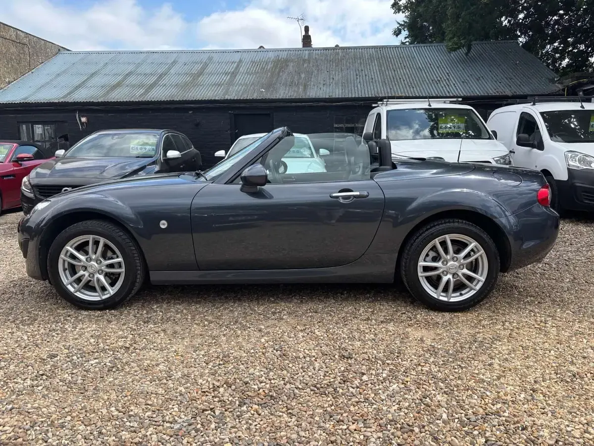 Used Mazda MX5 126 HP (92 kW) 2009 Grey Cabriolet