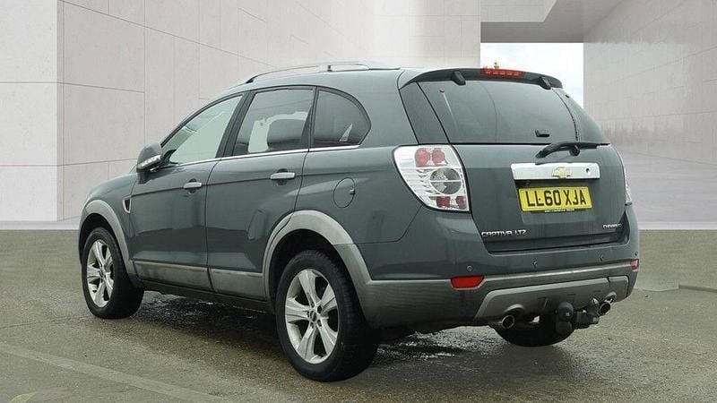 Used Chevrolet Captiva LTZ 2011 Grey SUV
