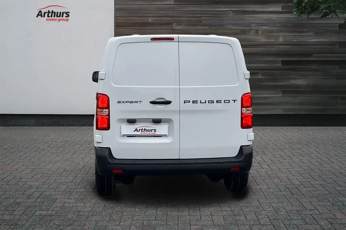 New Peugeot Expert 145 HP (106 kW) 2026 White Van