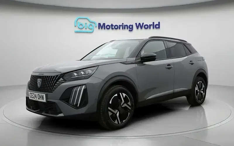 Used Peugeot 2008 GT 131 HP (96 kW) 2024 Grey SUV