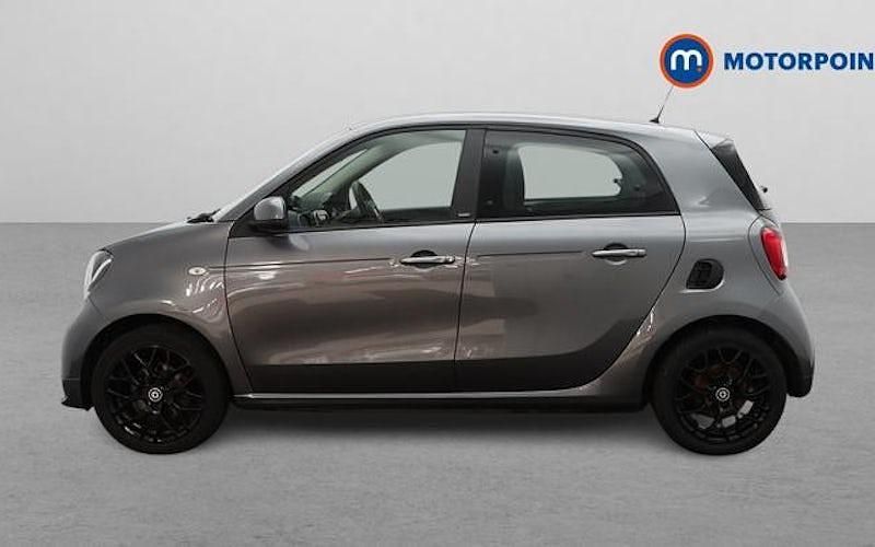 Used Smart ForFour 90 HP (66 kW) 2019 Grey Hatchback