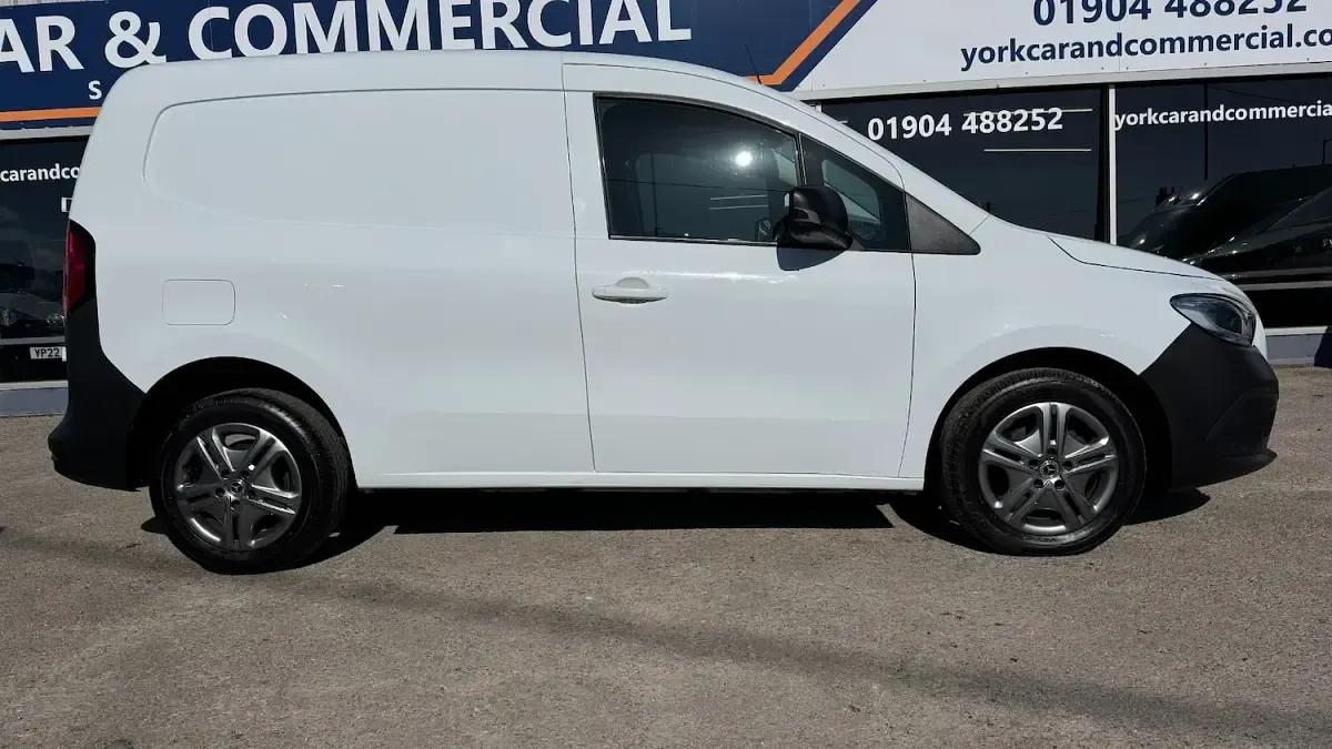 Used Mercedes Citan 110 Progressive 95 HP (69 kW) 2023 White MPV