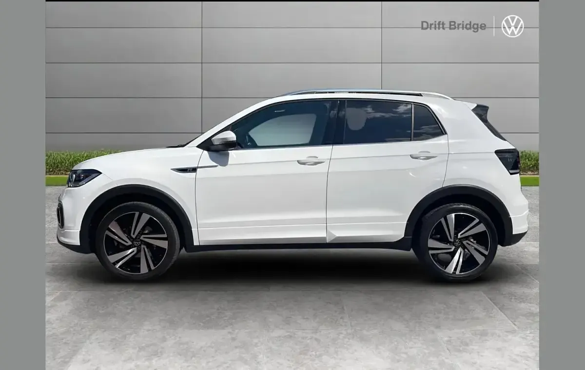 Used VW T-Cross R-line 110 HP (80 kW) 2022 White SUV