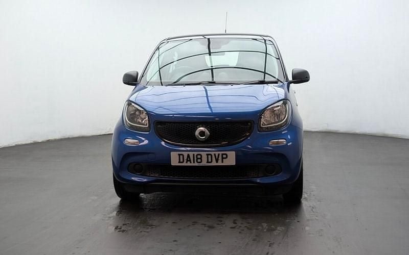 Used Smart ForFour Passion 71 HP (52 kW) 2018 Black Hatchback