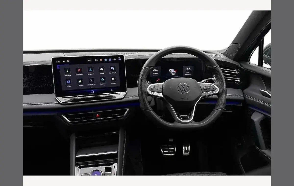 Used VW Tiguan R-line 267 HP (196 kW) 2025 Grey SUV