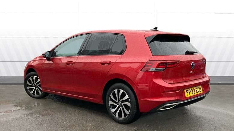 Used VW Golf VIII Active 130 HP (95 kW) 2022 Hatchback