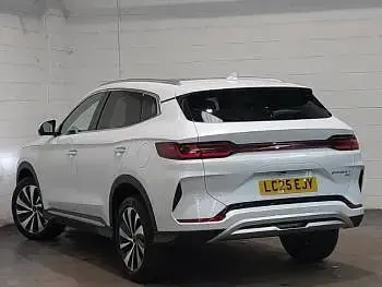 Used BYD Seal Comfort 218 HP (160 kW) 2025 White Estate