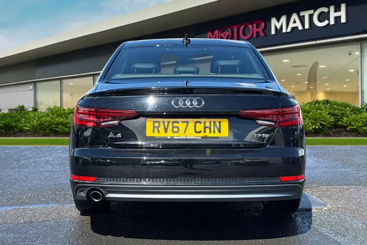 Used Audi A4 S-Line 150 HP (110 kW) 2017 Black Sedan
