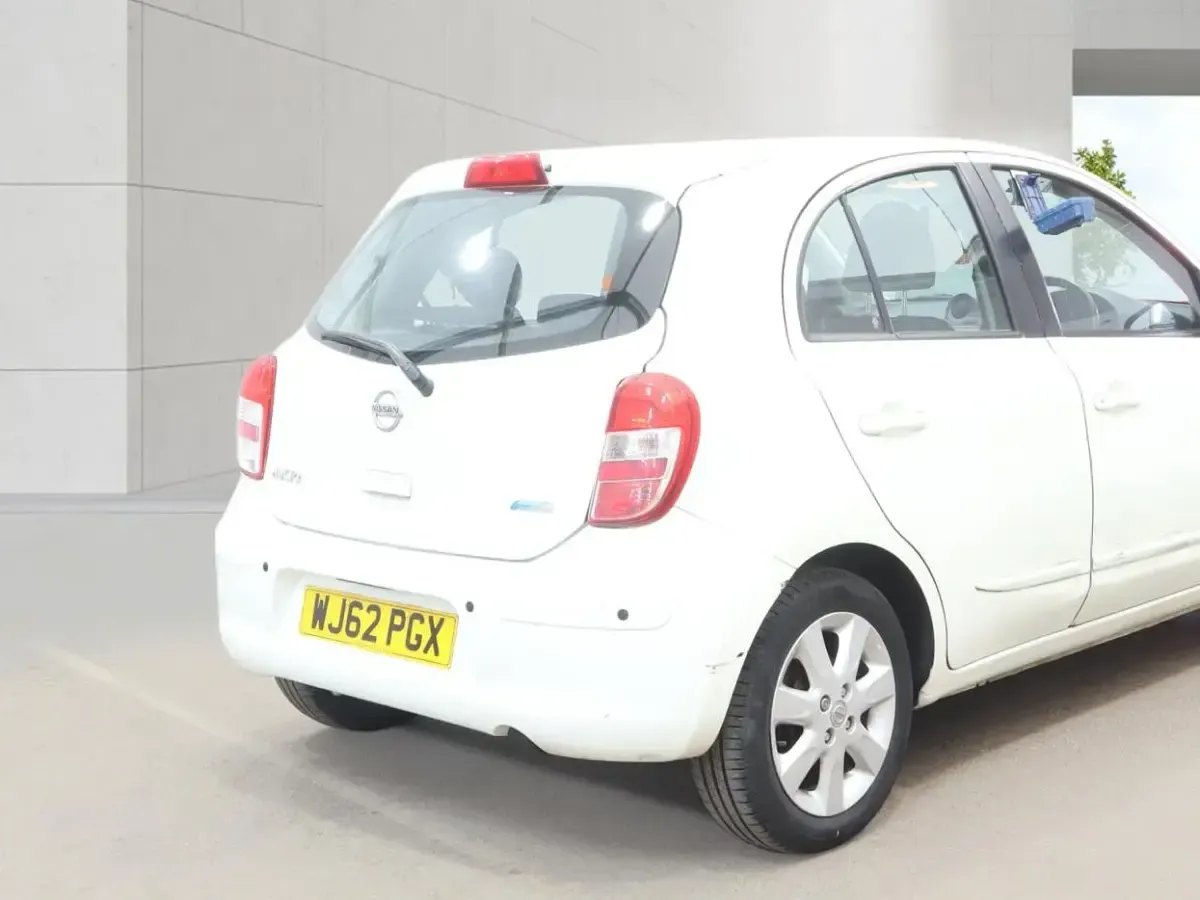 Used Nissan Micra Acenta 79 HP (58 kW) 2012 White Hatchback