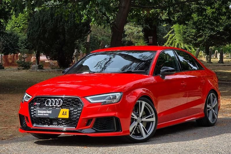 Used Audi RS3 Comfort 400 HP (294 kW) 2018 Red Sedan